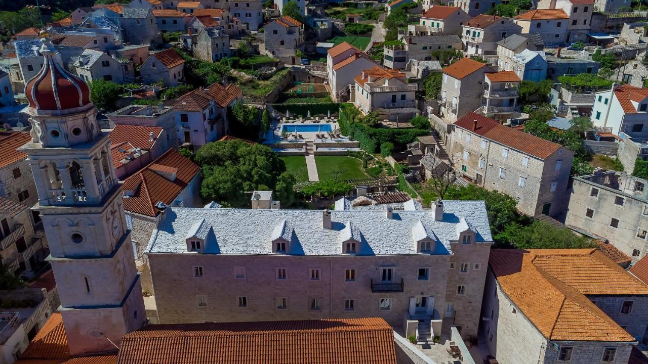 Puteus Palace Heritage Pucisca