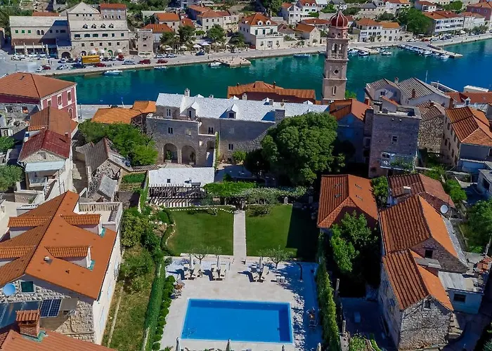 Puteus Palace Heritage Hotel