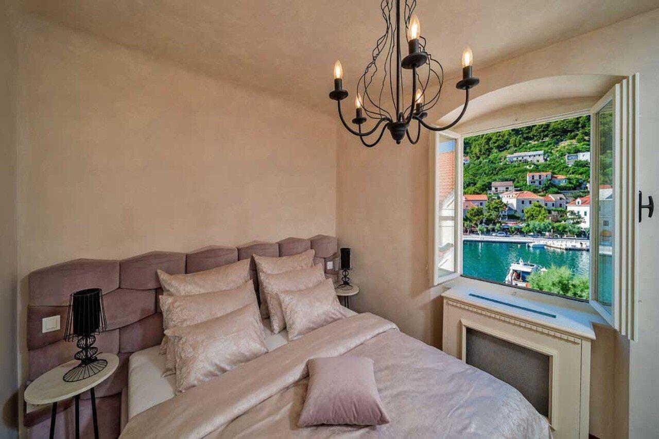 Puteus Palace Heritage Hotel 5*