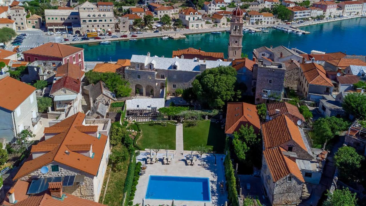Puteus Palace Heritage Hotel Pucisca